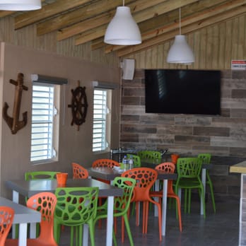 Los Chapines Restaurant - Interior Los Chapines Restaurant - Seafood Near Me - Cabo Rojo, Puerto Rico
