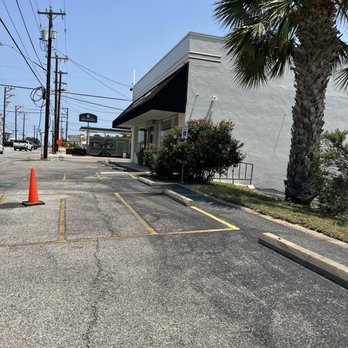 Otra Vez Couture Consignment - Outside - Women's Clothing Near Me - San Antonio, Texas Otra Vez Couture Consignment - Outside - Women's Clothing Near Me - San Antonio, Texas