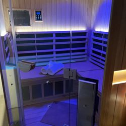 Great Lakes Sports Hub - Sauna