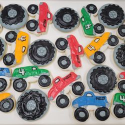 Brandy's Custom Cakery - Brandy's cookies are the best around for flavor and design!