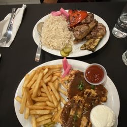 Al-Sabeel Restaurant - Chicken breast place with fried Lamb with rice