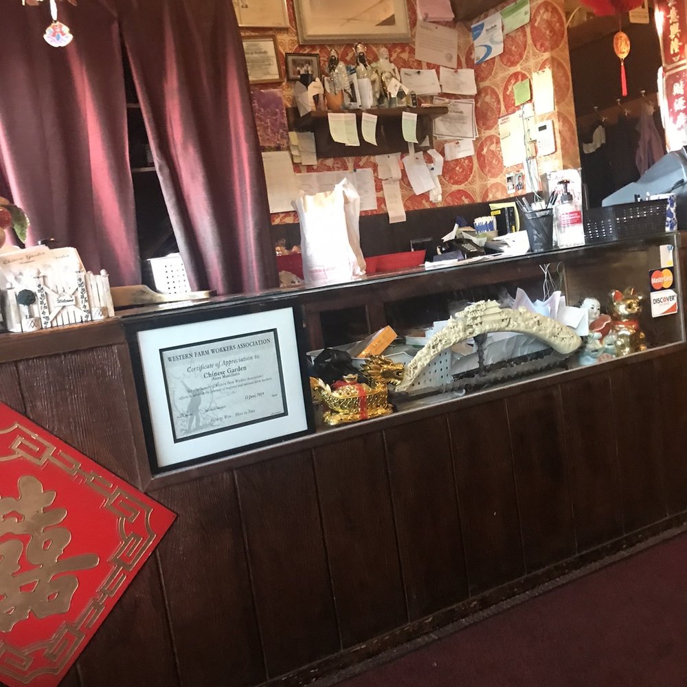 Chinese Garden - Filthy cluttered counter - Chinese Near Me - Yuba City, California Chinese Garden - Filthy cluttered counter - Chinese Near Me - Yuba City, California