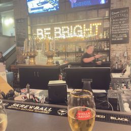 Bar at the Edison