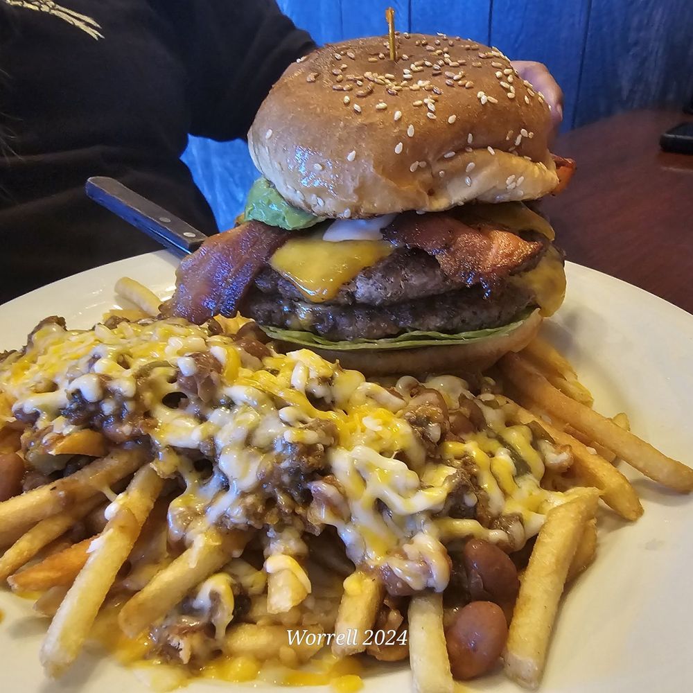 Joe's Diner House - Double cheeseburger with chili cheese fries - Breakfast & Brunch Near Me - Los Angeles, California Joe's Diner House - Double cheeseburger with chili cheese fries - Breakfast & Brunch Near Me - Los Angeles, California