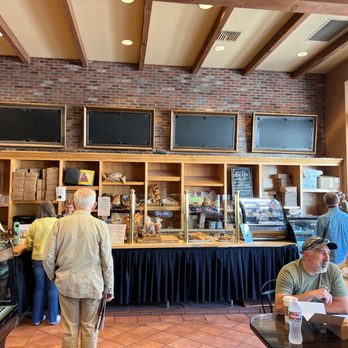 Back Porch Bakery - Bakeries Near Me - Atascadero, California