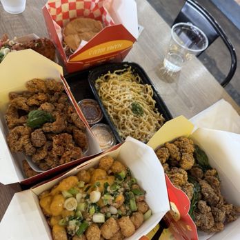 Mama Hieu's - Garlic Noodles, hot chicken sandwich, mama style tater tots and two orders of boneless chicken bites - Vietnamese Near Me - Westminster , California Mama Hieu's - Garlic Noodles, hot chicken sandwich, mama style tater tots and two orders of boneless chicken bites - Vietnamese Near Me - Westminster , California