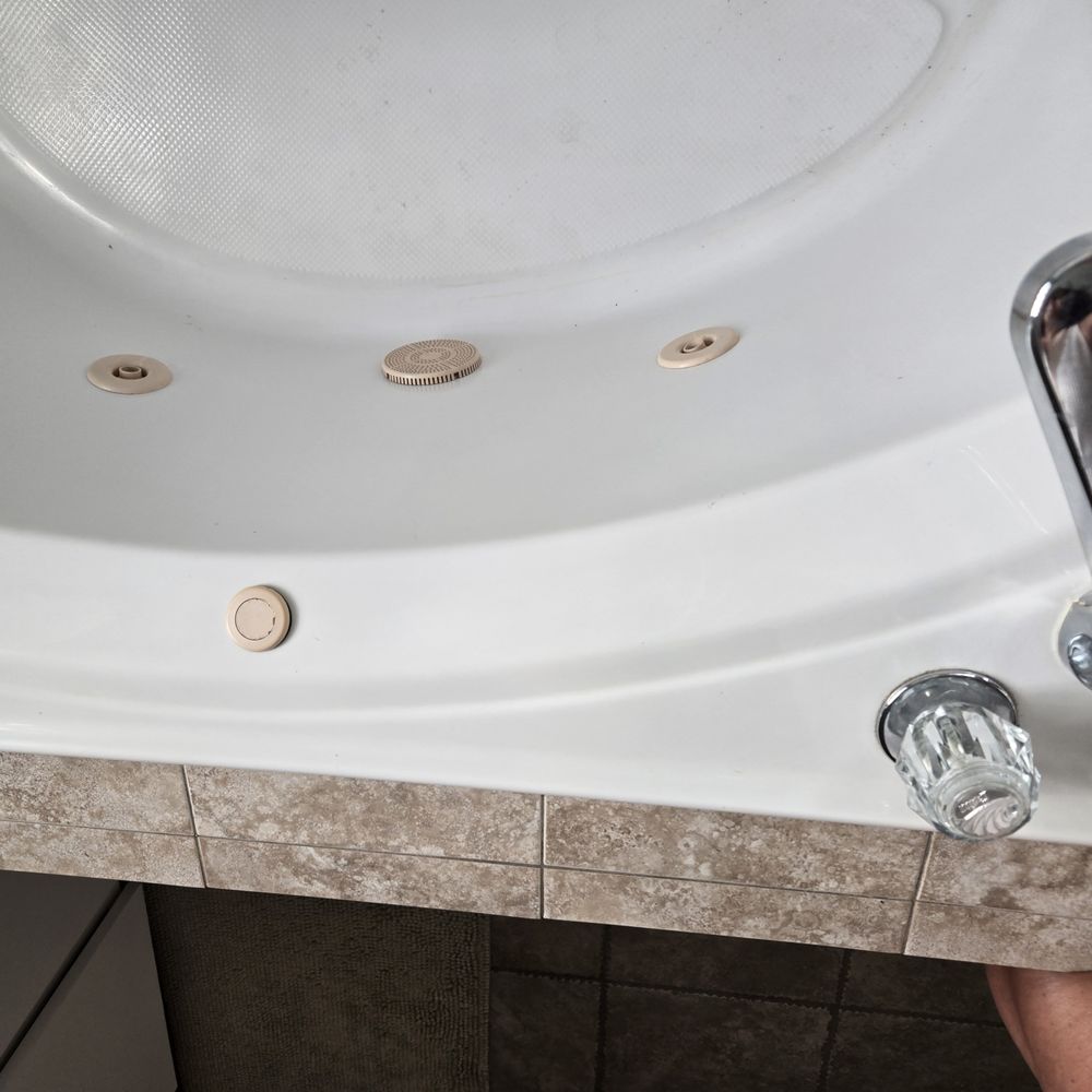 SunCoast Tub & Tile Restoration - Before - Refinishing Services Near Me - Seffner, Florida SunCoast Tub & Tile Restoration - Before - Refinishing Services Near Me - Seffner, Florida