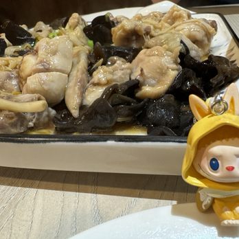 Hong Far Cafe - Steam chicken and black fungus - Chinese Near Me - Richmond Hill, Ontario