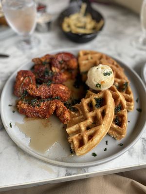 FIVE on the Hill by null