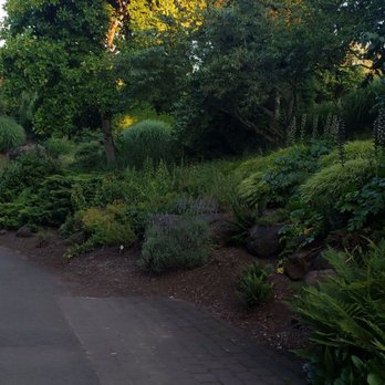 Oregon Garden Resort - Hotels Near Me - Silverton, Oregon Oregon Garden Resort - Hotels Near Me - Silverton, Oregon