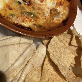 Yard House - Chips n cheese - New American Near Me - Portsmouth, Virginia