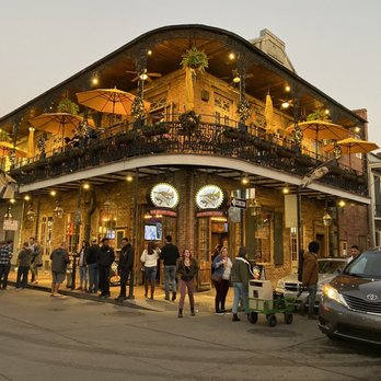 Cornet - Coronet outside - Cocktail Bars Near Me - New Orleans, Louisiana