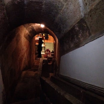 Chafariz do vinho - Wineries Near Me - Lisbon, 11
