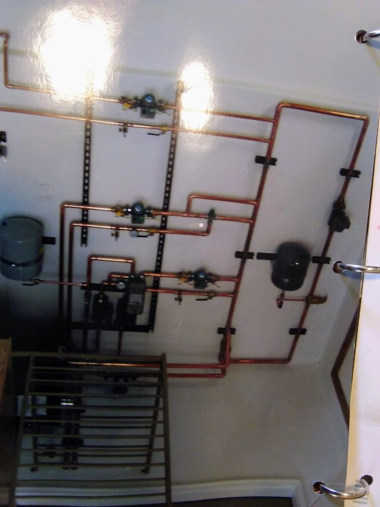 Slide of Hydronic  Solutions