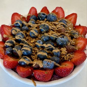 Local Juicery - Acai Bowl - Juice Bars & Smoothies Near Me - Sedona, Arizona Local Juicery - Acai Bowl - Juice Bars & Smoothies Near Me - Sedona, Arizona