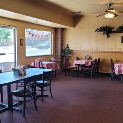Fat Jacks Pizza - Fun atmosphere.