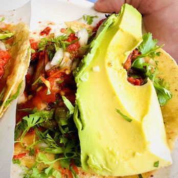 Taquería El Trailero - Al Pastor taco - Tacos Near Me - Ensenada, BCN