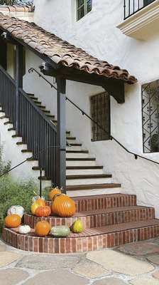 Cafe Wisteria by null