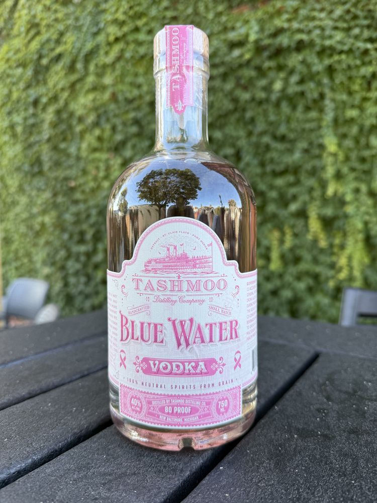 Tashmoo Distilling Logo