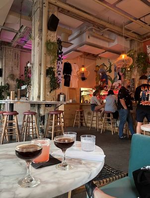 Cafe Balearica by null