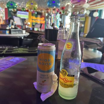 Wonder Bar - Monday funday! #jake#marcos - Bars Near Me - Austin, Texas