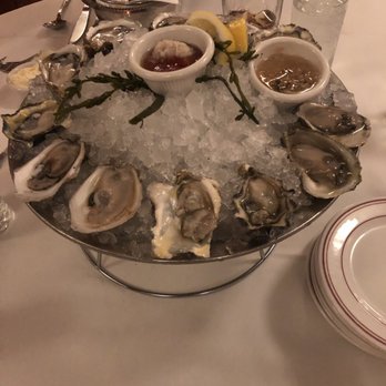 Shaw's Crab House - Oysters on the Half Shell - Seafood Near Me - Chicago, Illinois