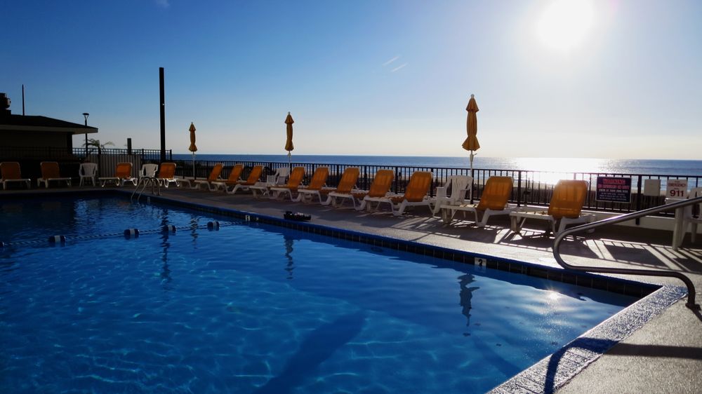 PLAZA CONDOMINIUM ASSOC Updated October 2024 15 Photos 9800