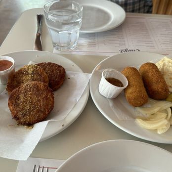Chug's Diner - Duck croquettes and malanga latkes - Cuban Near Me - Miami, Florida