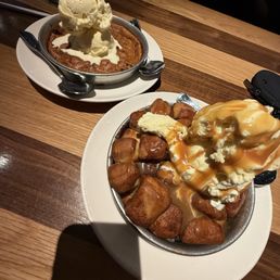 Chocolate Chunk Pizookie, Monkey Bread Pizookie