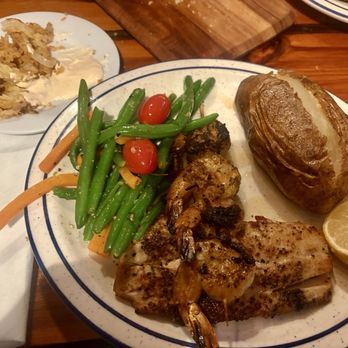 Dockside Restaurant - Mahi Mahi and Shrimp - Seafood Near Me - Beaufort, South Carolina