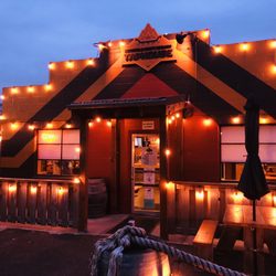Ridgefield Craft Brewing - Front entry at night