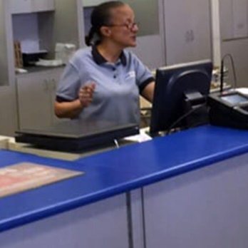 US Post Office - Staff - Post Offices Near Me - Harwood Heights, Illinois