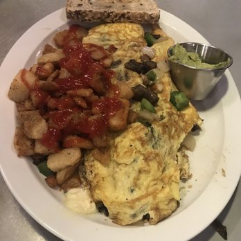 Hot Plate - Make your own omelet with guacamole - Breakfast & Brunch Near Me - Minneapolis, Minnesota