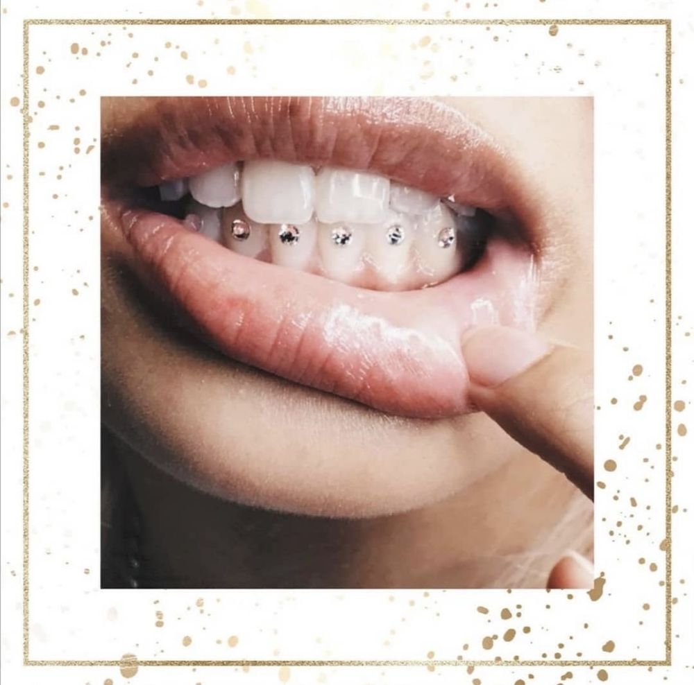 WHITE6IX Montréal, Quebec, Canada Teeth Whitening Yelp Phone Number