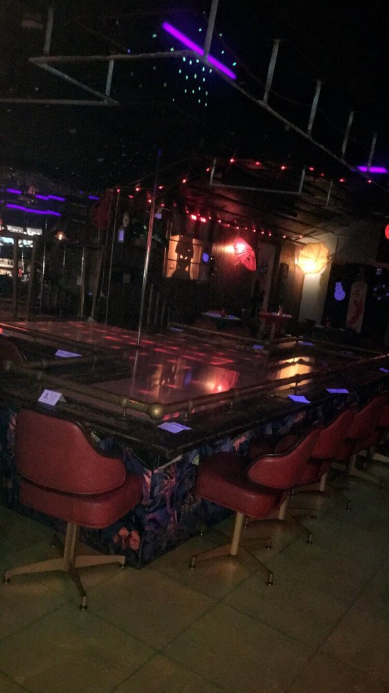 TEA HOUSE OF THE DANCING LADY 12 Photos 2215 Tiffin Ave, Sandusky