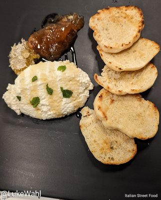 【THE MOZZ】Wendy Puff Long One Piece WENDY PUFF PIZZERIA + PUB, Eureka - Restaurant Reviews