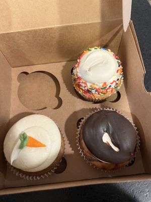 Treat Cupcake Bar by null