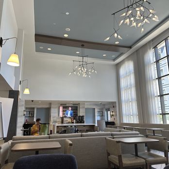 Staybridge Suites Denver-Cherry Creek - Breakfast - Hotels Near Me - Glendale, Colorado Staybridge Suites Denver-Cherry Creek - Breakfast - Hotels Near Me - Glendale, Colorado