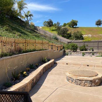 City Painting - Stucco repairs and fresh paint on retaining wall. - Painters Near Me - Chula Vista, California