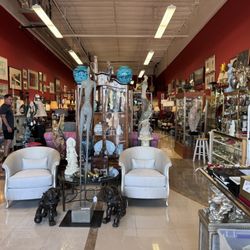 Fine Home Consignments - Inside space