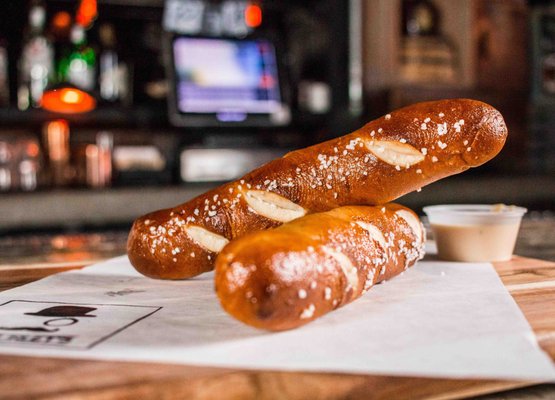 Mr Furley's 3rd St. by null