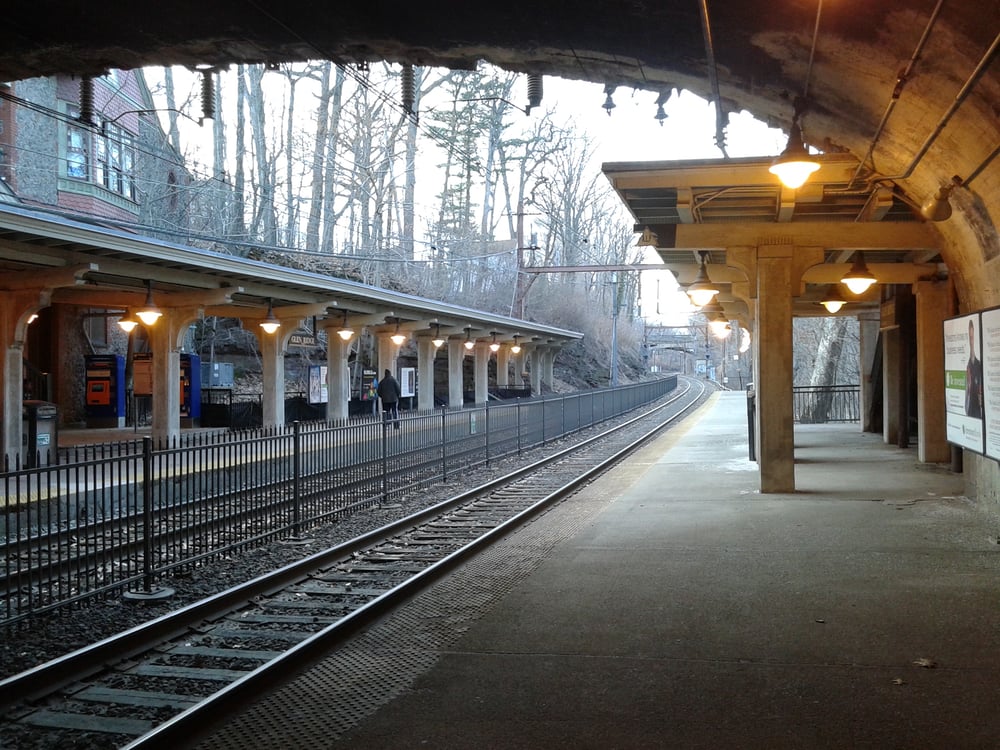 GLEN RIDGE TRAIN STATION Updated September 2024 228 Ridgewood Ave
