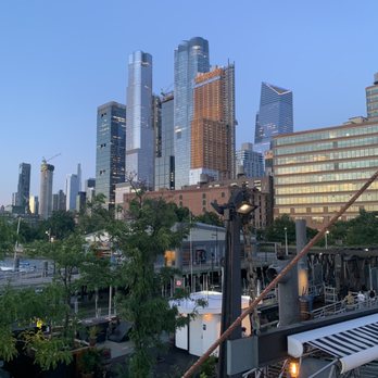 Frying Pan NYC - Bars Near Me - New York, New York