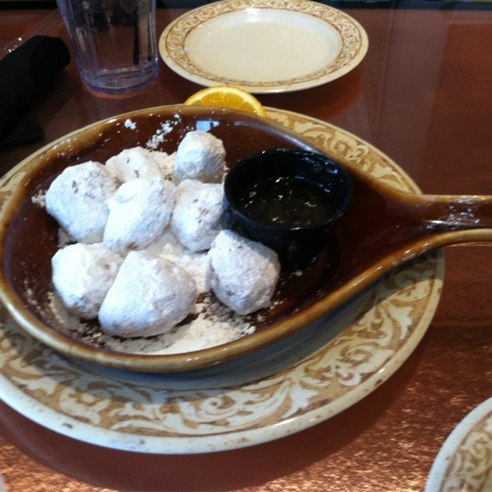 Another Broken Egg Cafe - Mmmm beignets - American Near Me - Baton Rouge, Louisiana Another Broken Egg Cafe - Mmmm beignets - American Near Me - Baton Rouge, Louisiana