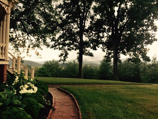 The Inn at Mount Vernon Farm by null