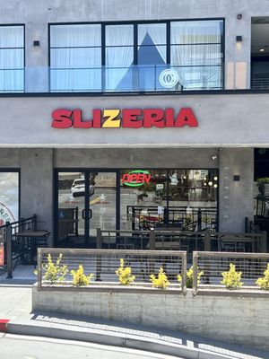 Slizeria by null