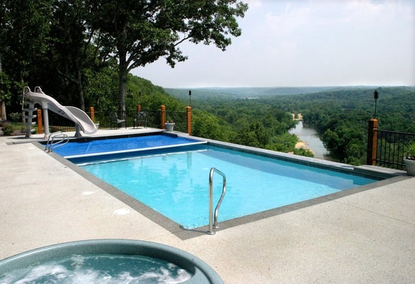 Vaughan Pools & Spas - Image 5