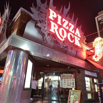 Pizza Rock - Pizza Near Me - Las Vegas, Nevada