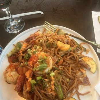 Everybody Eats - Shrimp Hibachi - Soul Food Near Me - Saint Louis, Missouri