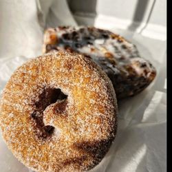 Blossim Donuts - Apple cider